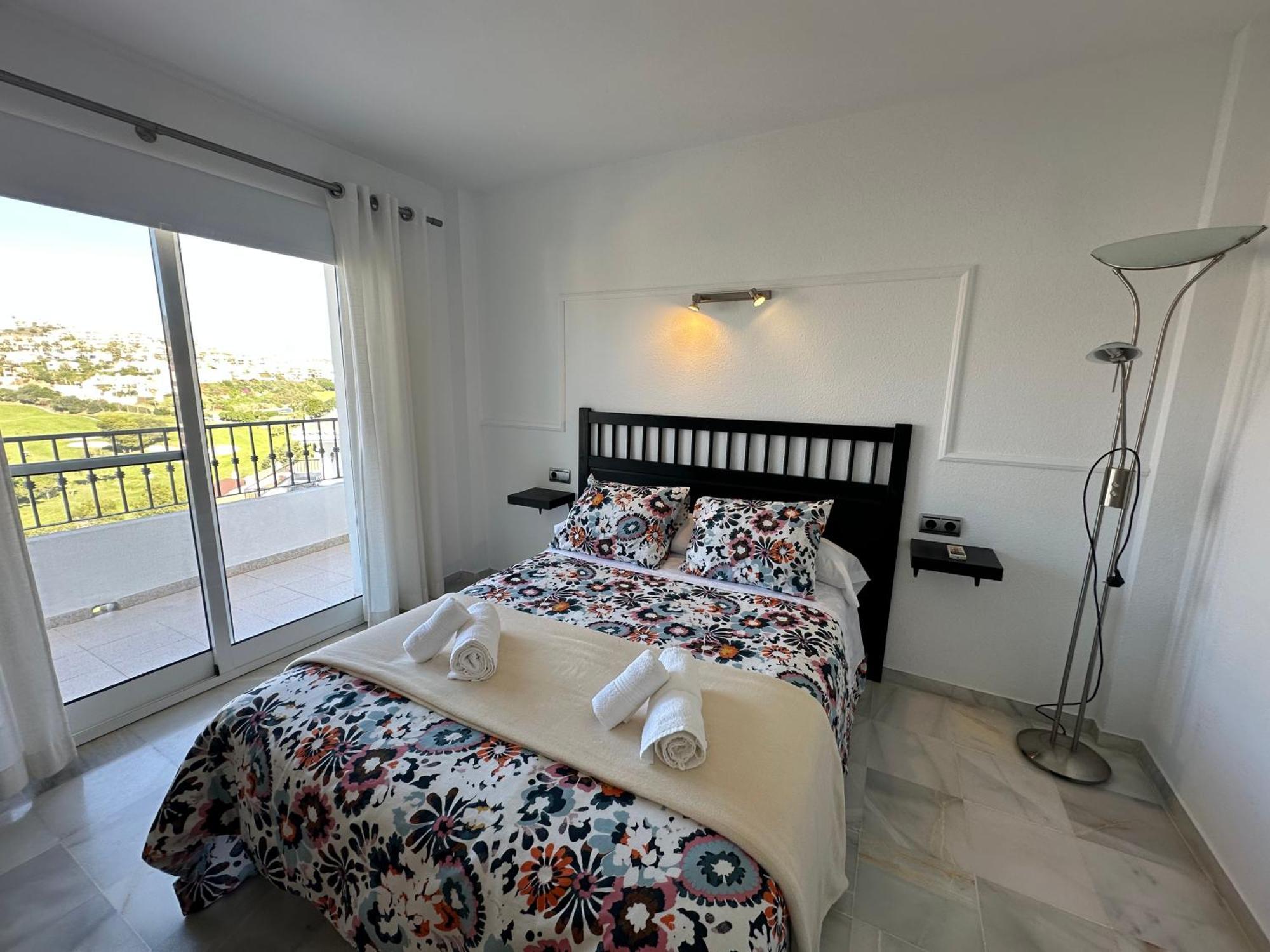 דירות מאלגה Luminoso Atico Duplex Con Vistas Al Mar מראה חיצוני תמונה