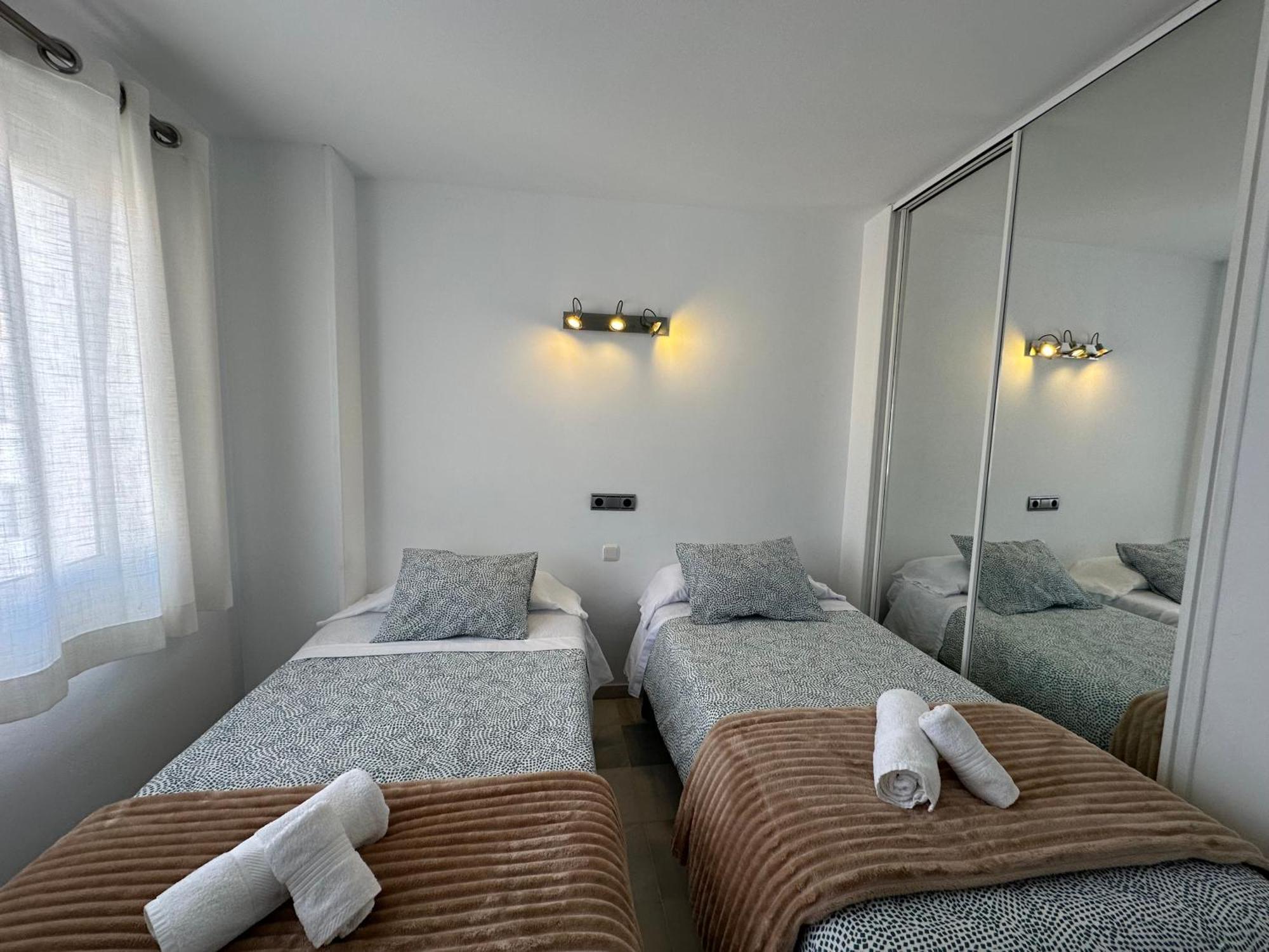 דירות מאלגה Luminoso Atico Duplex Con Vistas Al Mar מראה חיצוני תמונה